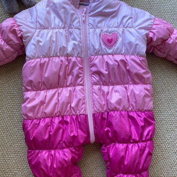 BabiesRUs   Baby Pink Snow Suit 3 to 6 Months - Picture 3 of 6